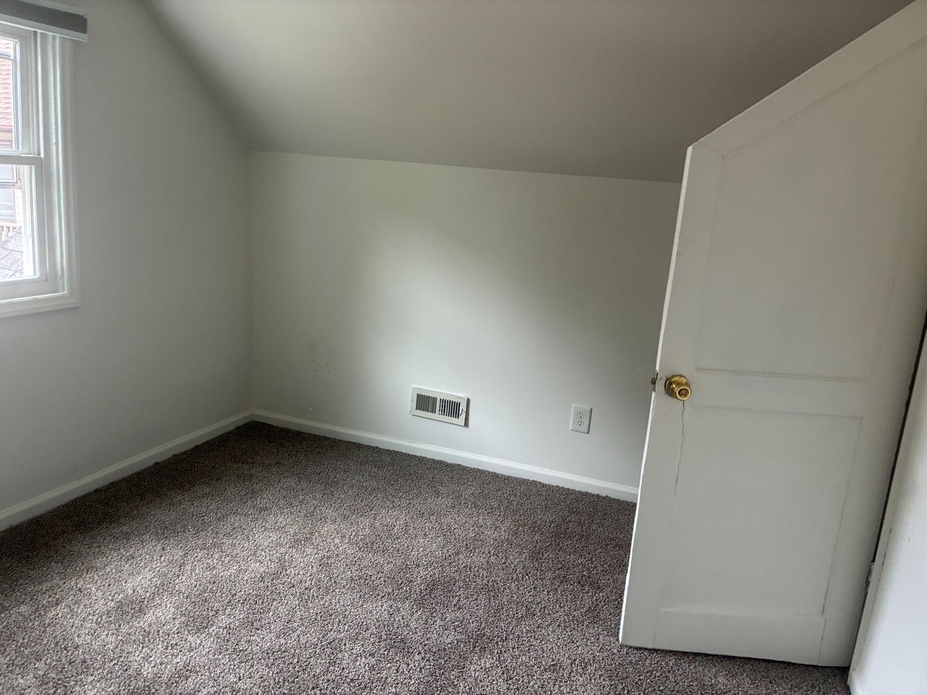 Co-living rooms at Carlton Ave, Raleigh NC 27606 on Alcove