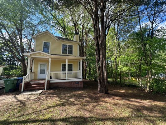 Godfrey Dr Nw listing photo