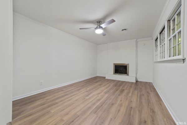 Buckingham Rd listing photo