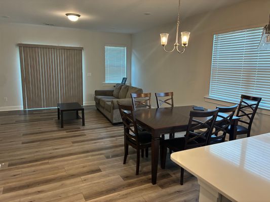 Old Grove Ln listing photo