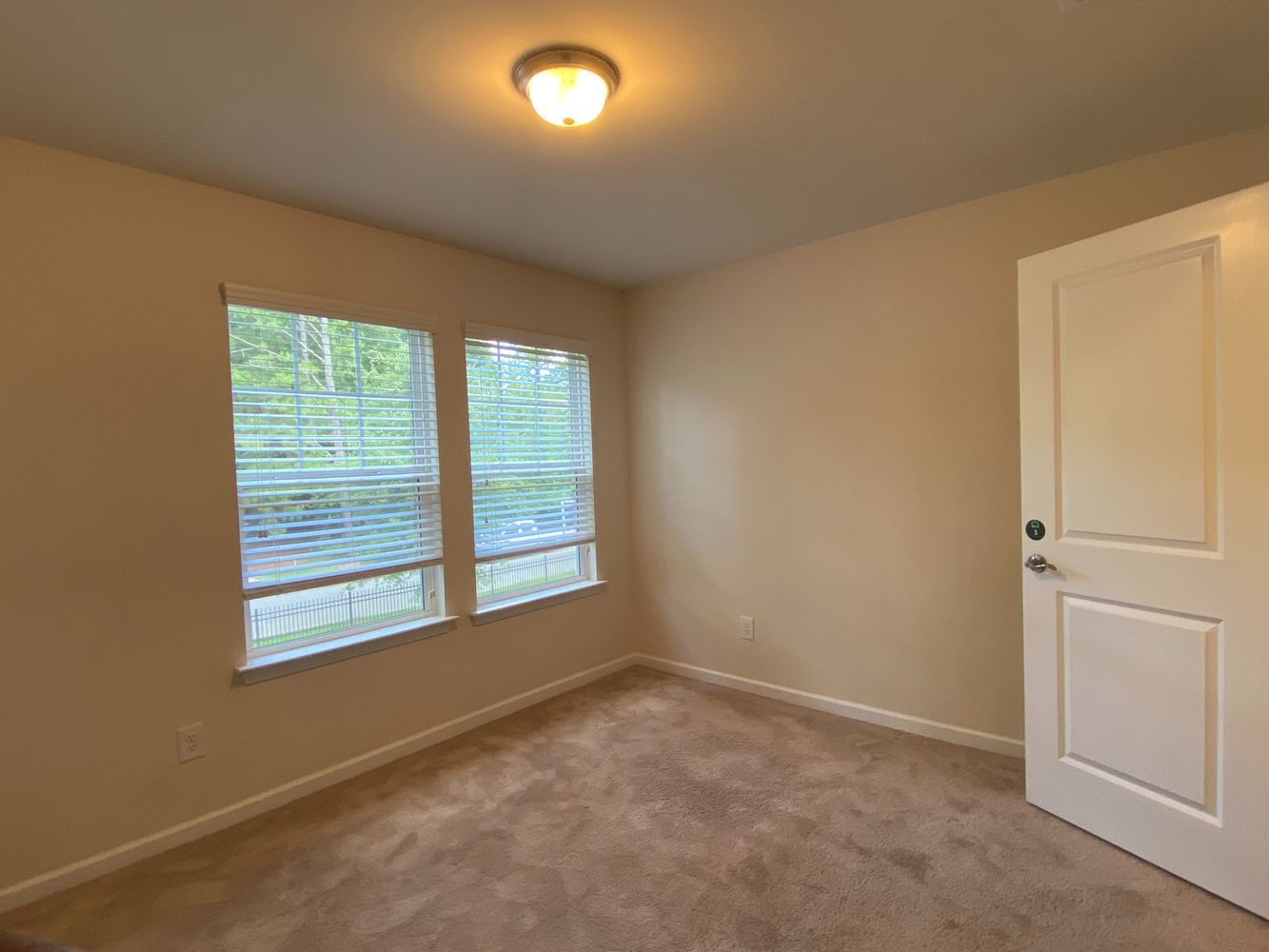 Co-living rooms at Sharonbrook Dr, Charlotte NC 28210 on Alcove