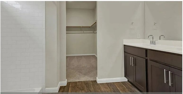 Bethpage Dr listing photo