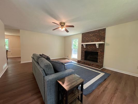 Hillboro Cir Sw listing photo