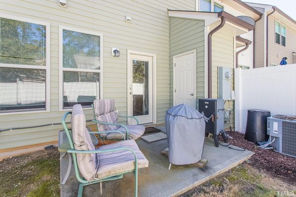Warm Springs Ln, Raleigh, NC listing photo