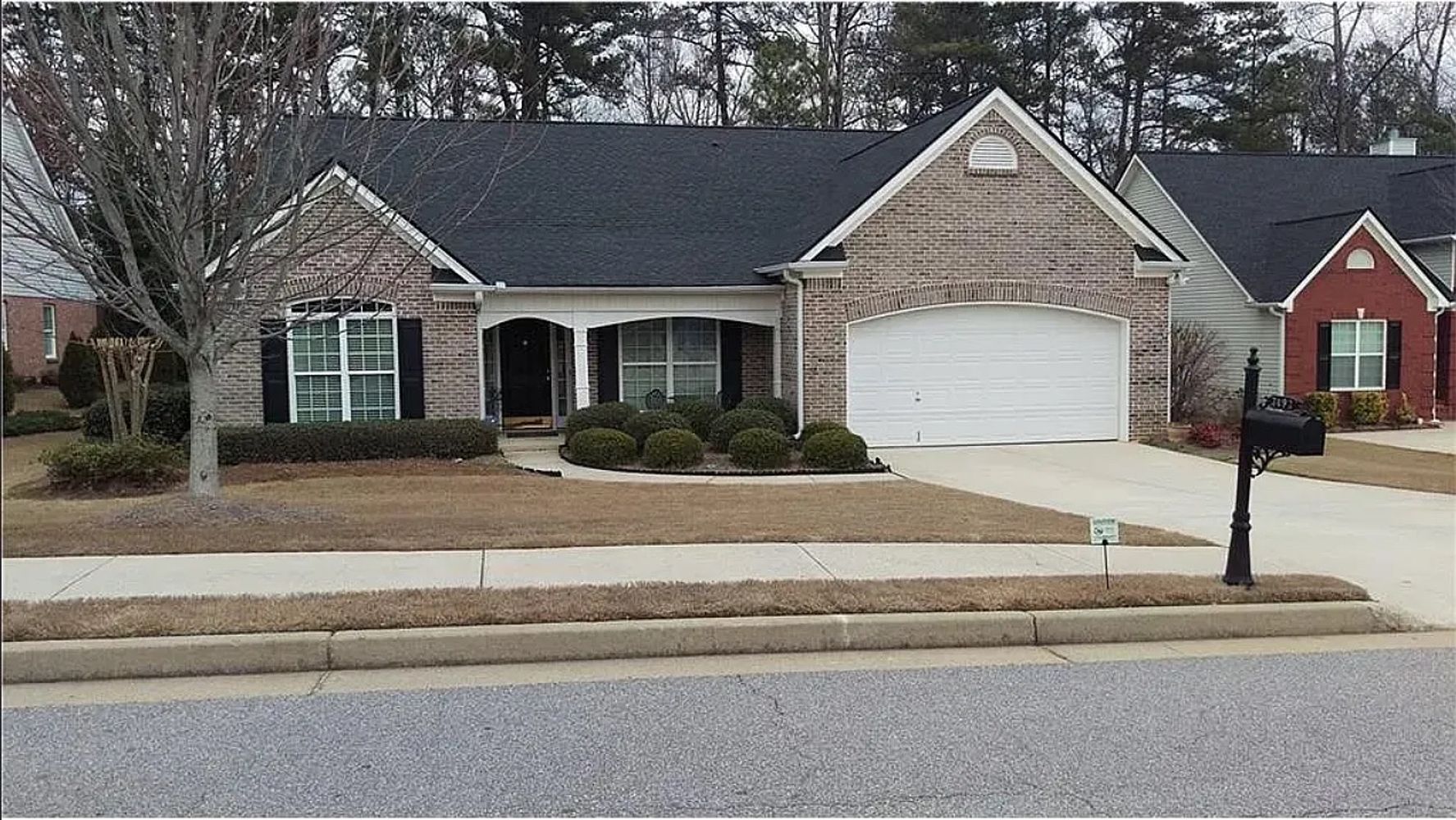 Stoneleigh Run Dr NE, Buford GA 30519 on Alcove