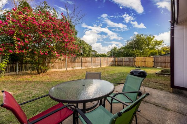 Clarksburg Dr, Austin, TX listing photo