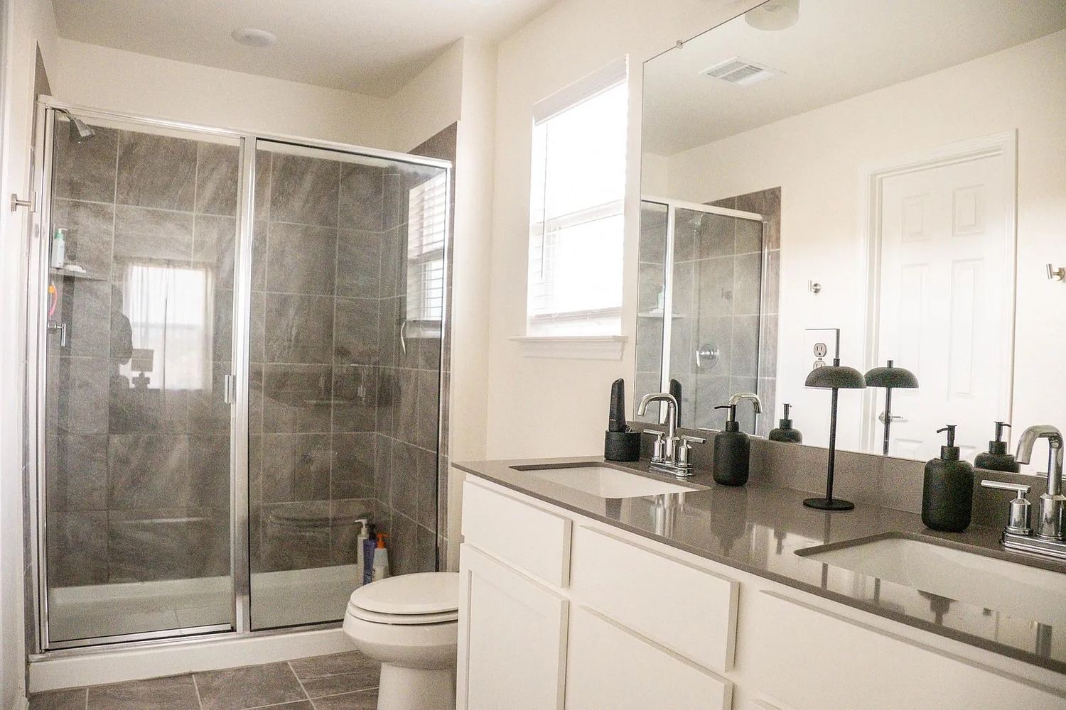 Conestoga Wagon Way, Del Valle TX 78617 on Alcove