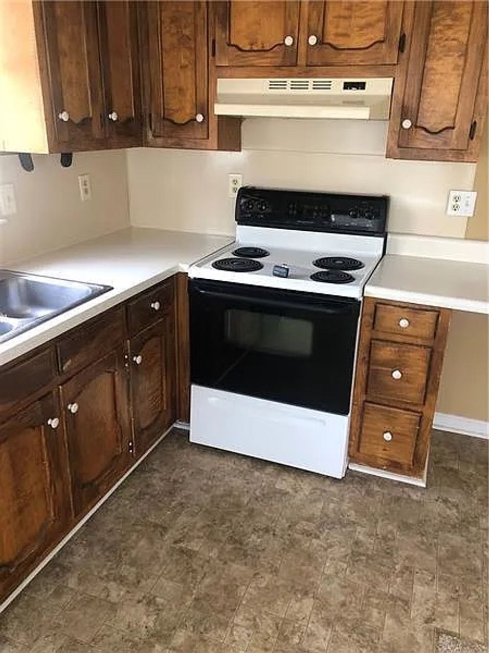 Hillboro Cir SW, Marietta GA 30064 on Alcove