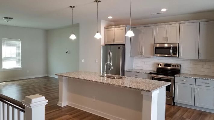 Sharon Towns Dr, Charlotte, NC listing photo