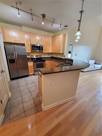 17th St Nw listing photo