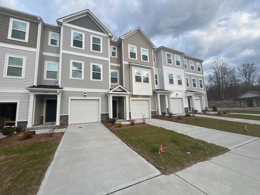 Chert Ln, Raleigh, NC listing photo