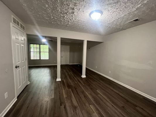 Waldrop Ln listing photo