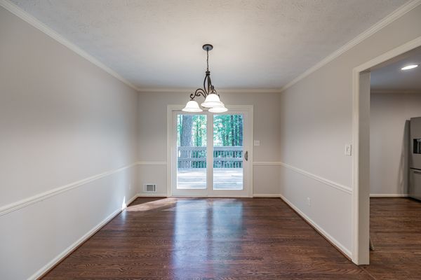 Old Mabry Pl listing photo