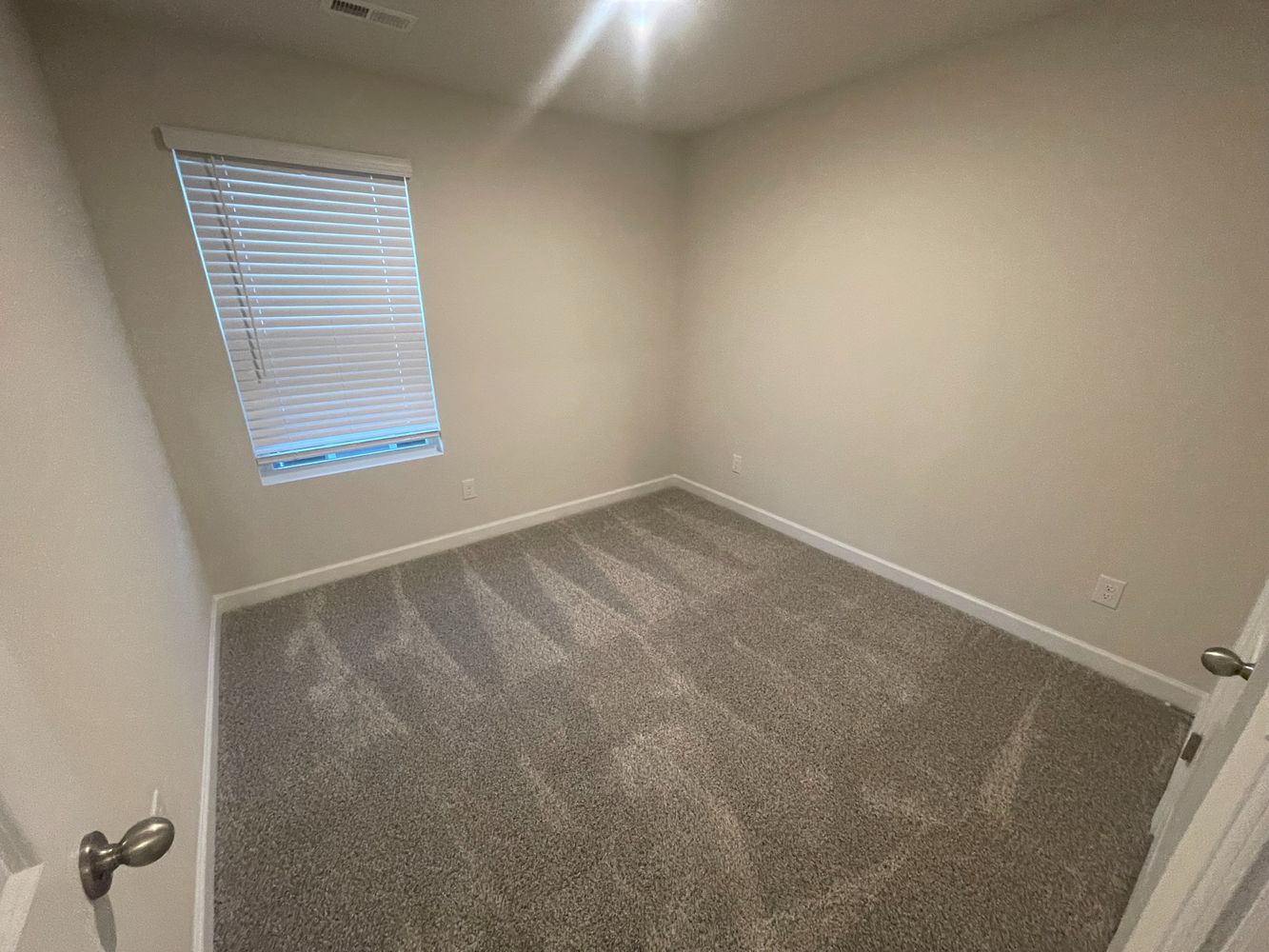 Co-living rooms at Memorial Pkwy, Charlotte NC 28217 on Alcove