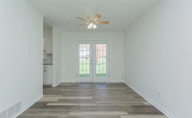 Greenbriar Rd listing photo