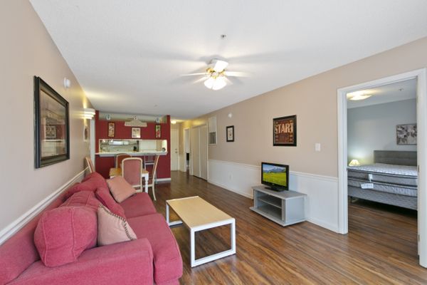 University Ct, Raleigh, NC listing photo