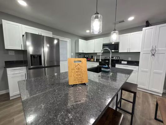 Denham St listing photo