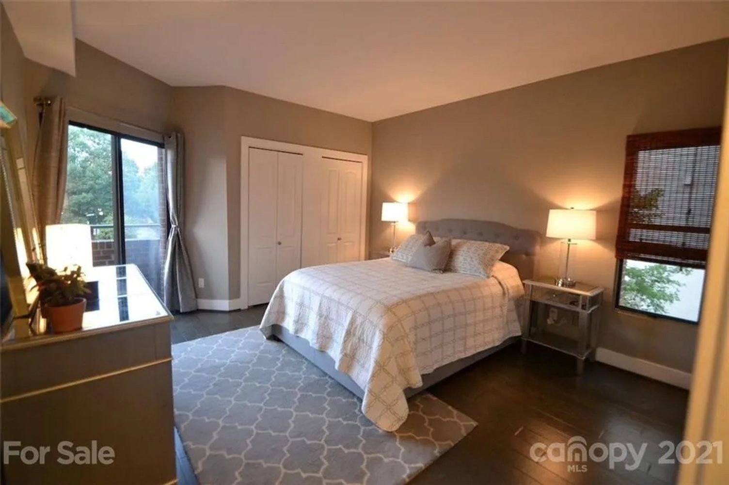 N Poplar St, Charlotte NC 28202 on Alcove