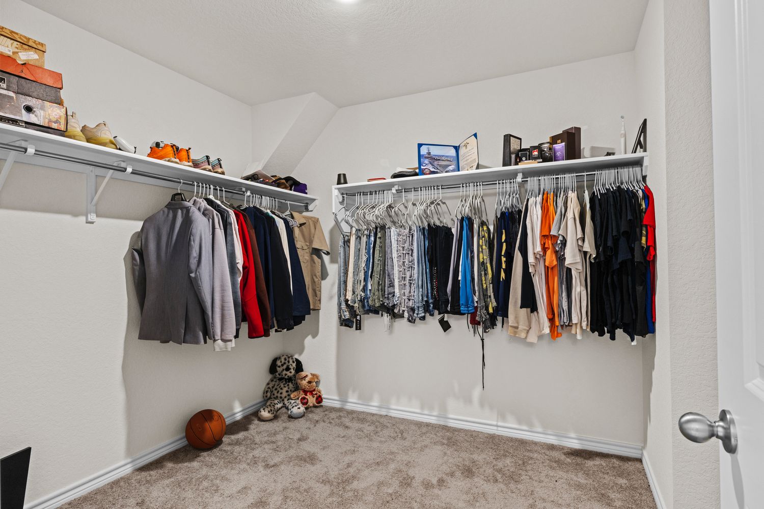 Co-living rooms at Pico Pico St, San Antonio TX 78222 on Alcove