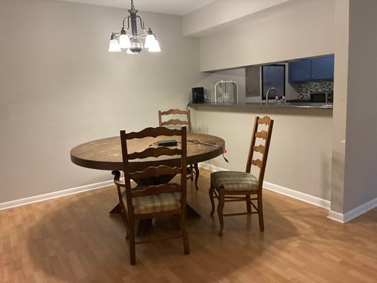 Finley Forest Dr listing photo