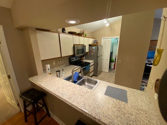 Sunpointe Dr listing photo