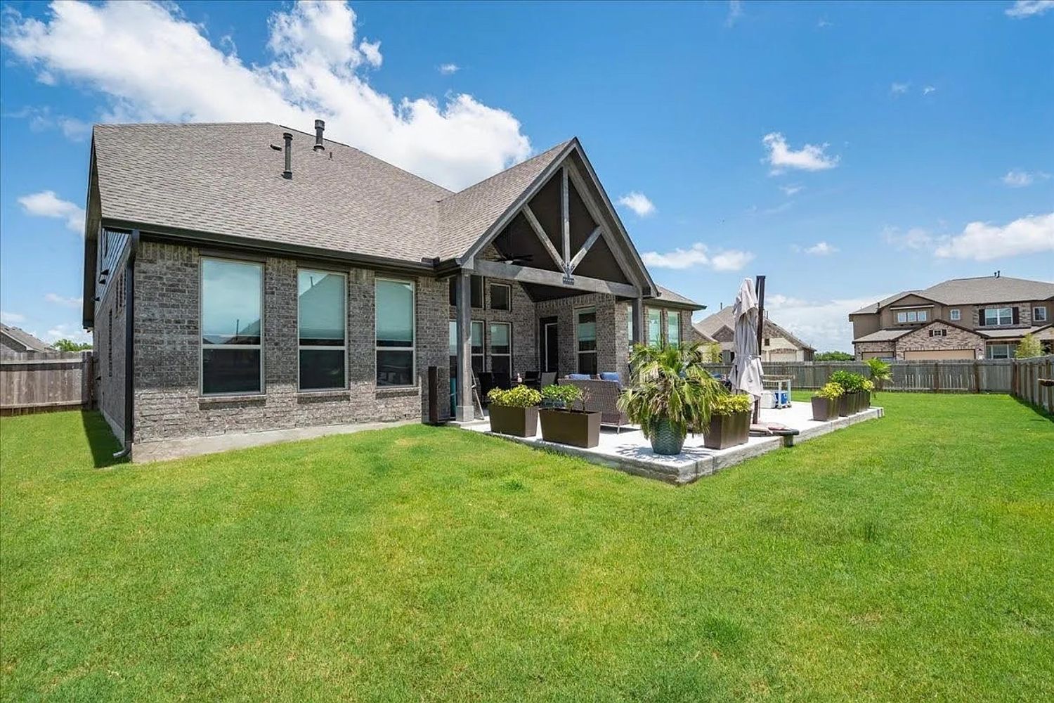 Fresno Ave, Pflugerville TX 78660 on Alcove