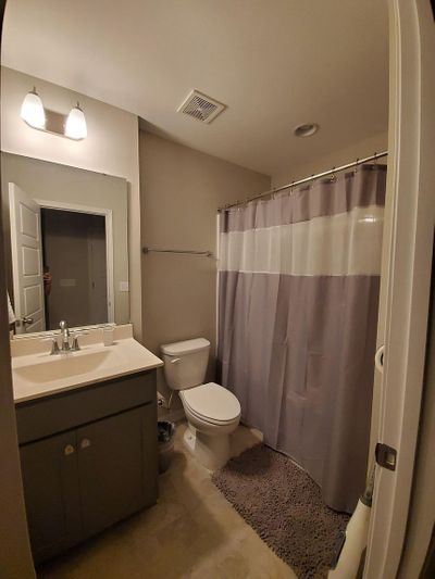 Metropolitan Dr listing photo