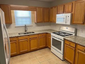 Pointe N Dr, Cartersville GA 30120 on Alcove