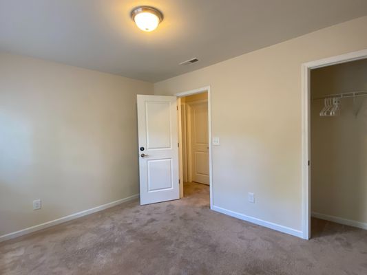 Sharonbrook Dr listing photo