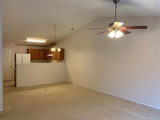 Ziegler Ln listing photo