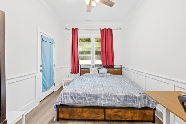 Grace Ln listing photo