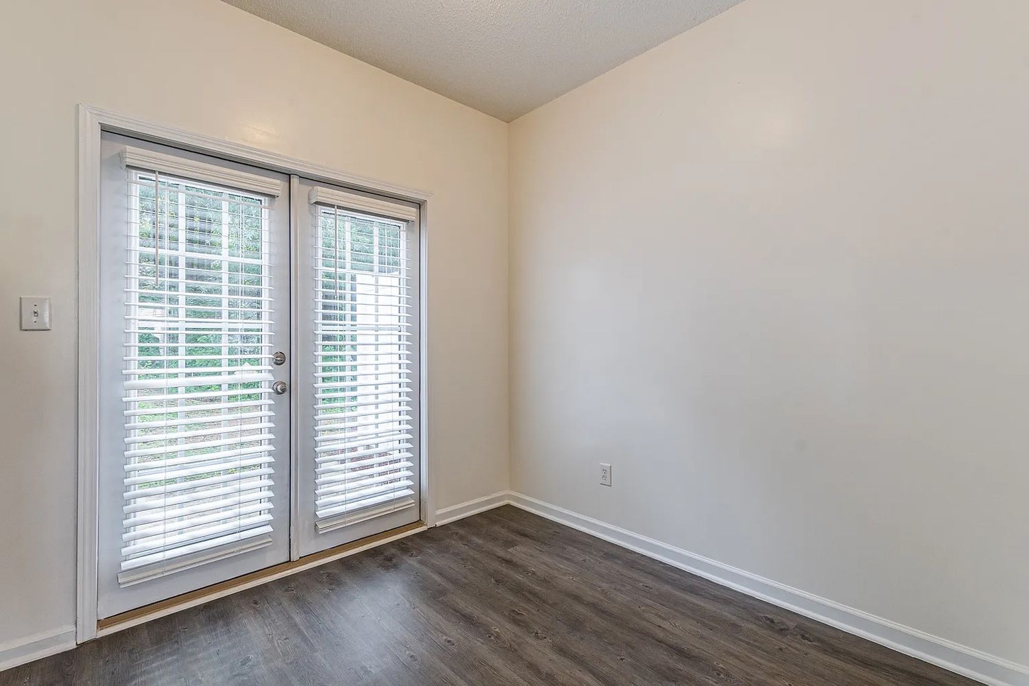 Ginnis Rd, Atlanta GA 30331 on Alcove