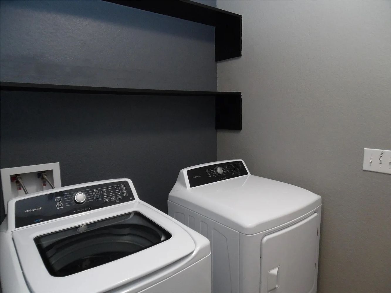 Independence Ave, Liberty Hill TX 78642 on Alcove