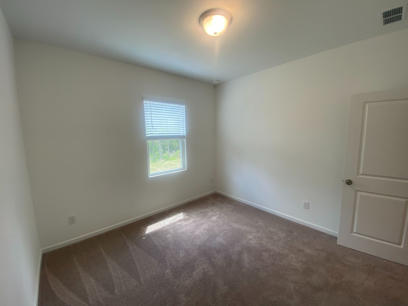 Co-living rooms at Luca Ter SW , Concord NC 28025 on Alcove