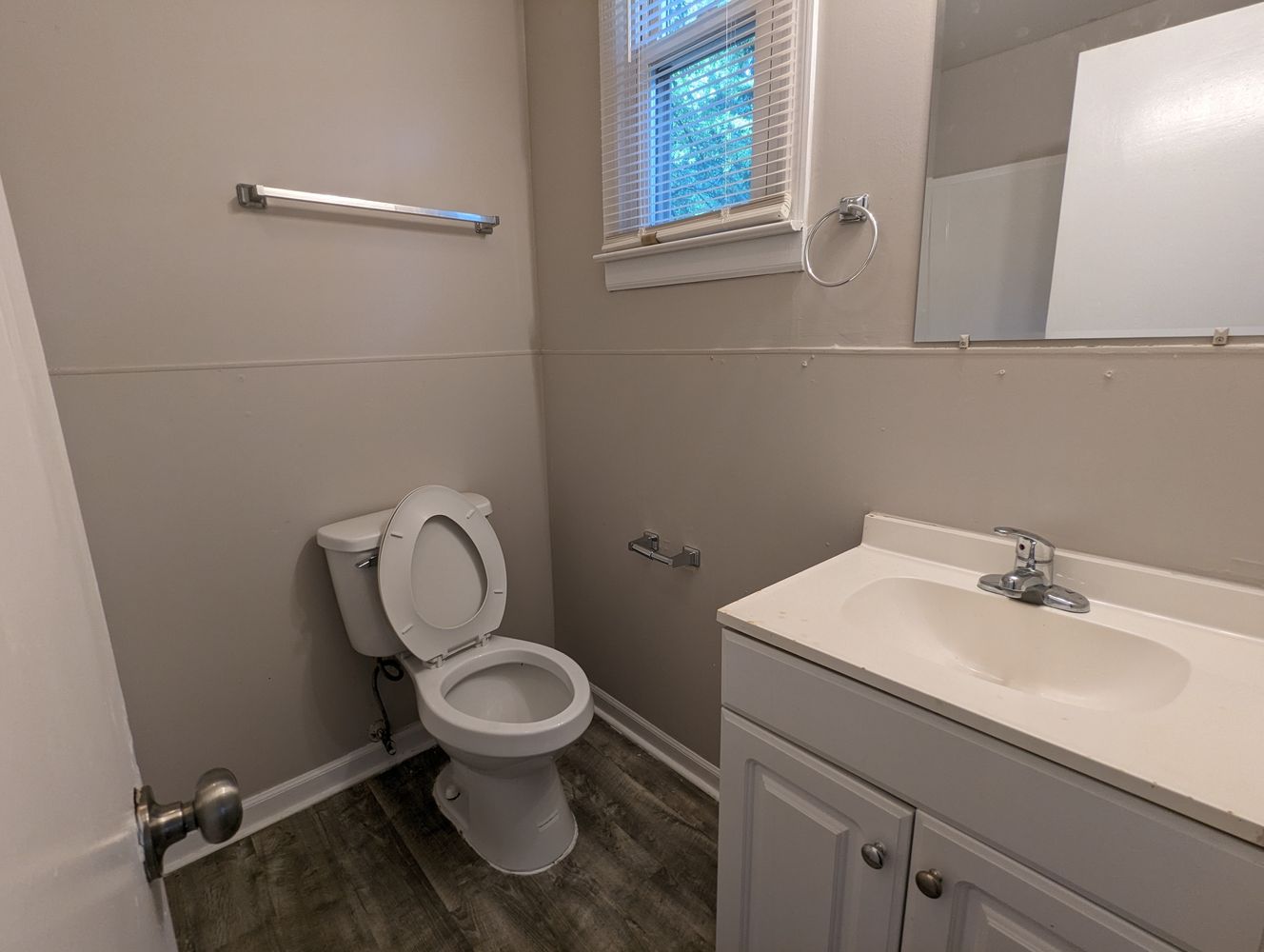 Ravencroft Dr, Charlotte NC 28208 on Alcove