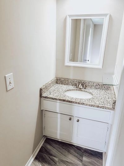 N Hamilton St listing photo