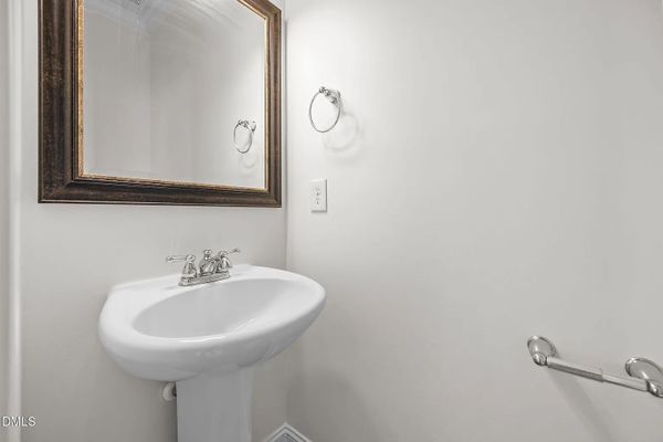 Plott Hound Ln listing photo