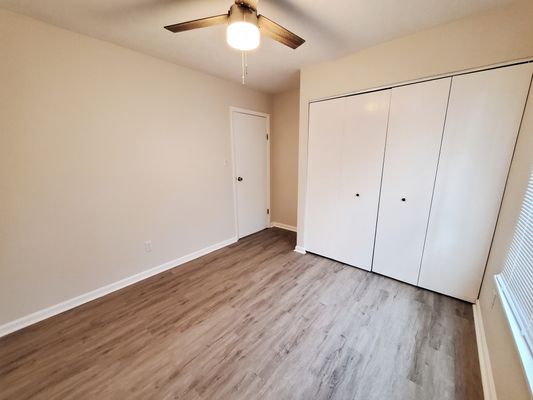 Henslowe Dr, Raleigh, NC listing photo