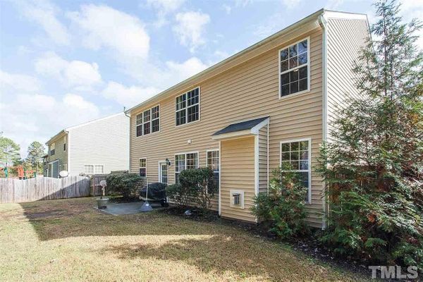 Autumn Leaf Ln, Durham, NC listing photo