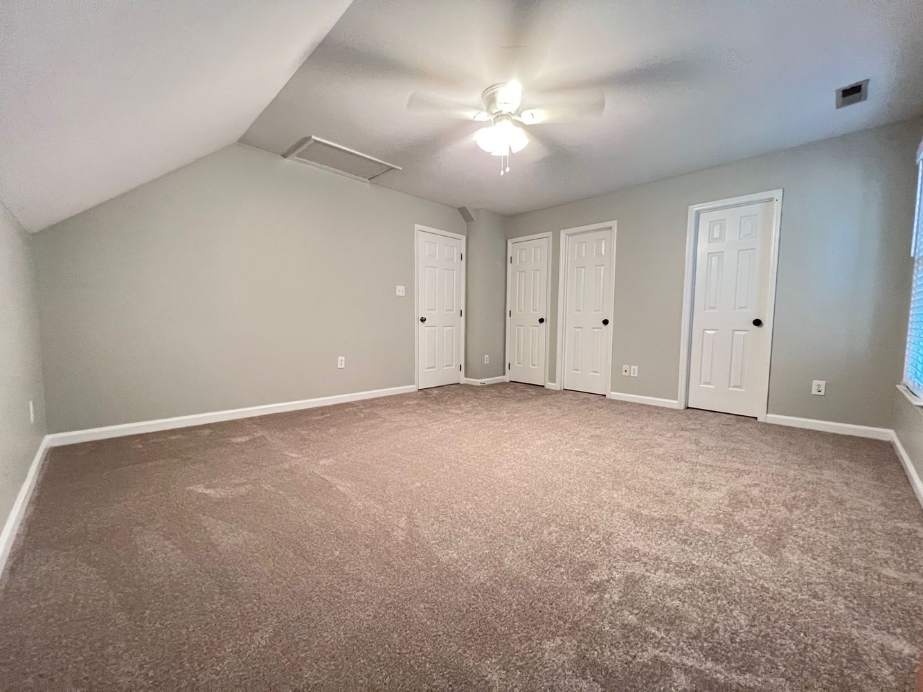 Co-living rooms at Kingsmill Rd, Cary NC 27511 on Alcove