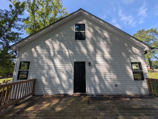 Hart St listing photo