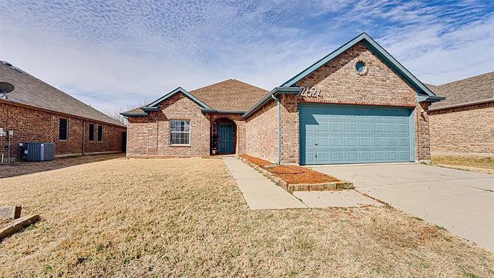 Winterberry Ln, Little Elm, TX listing photo