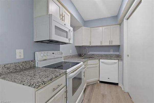 North O.henry Boulevard listing photo