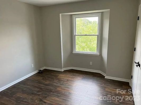 Meadow Rose Ln, Charlotte, NC listing photo
