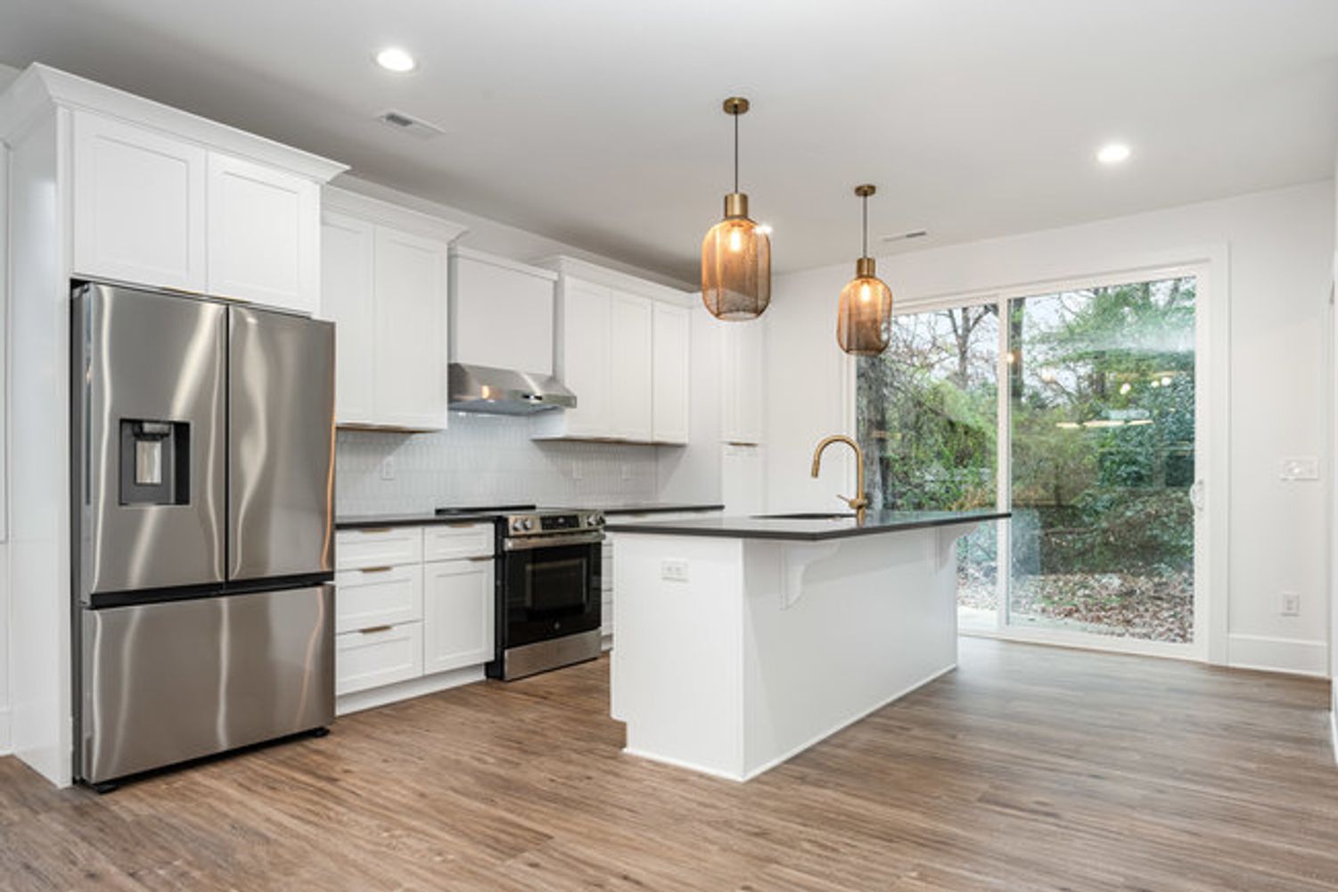 Donna Ave, Charlotte 28205 on Alcove