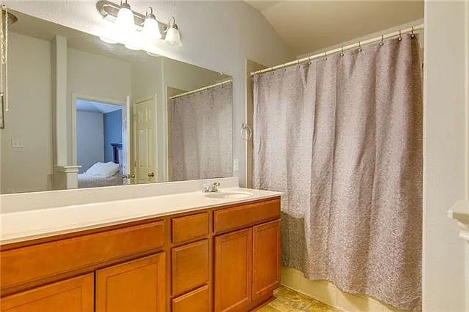 Red Bud Ridge Ln, Austin TX 78744 on Alcove