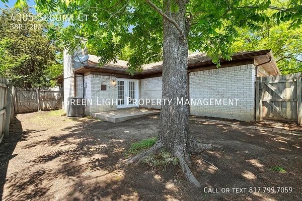 Segura Ct S listing photo