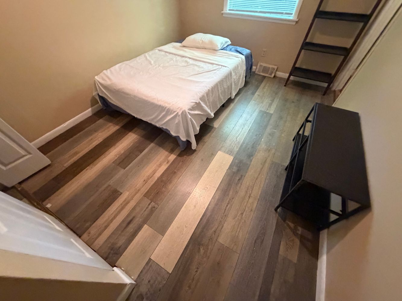 Co-living rooms at Longleaf Dr, Charlotte NC 28210 on Alcove