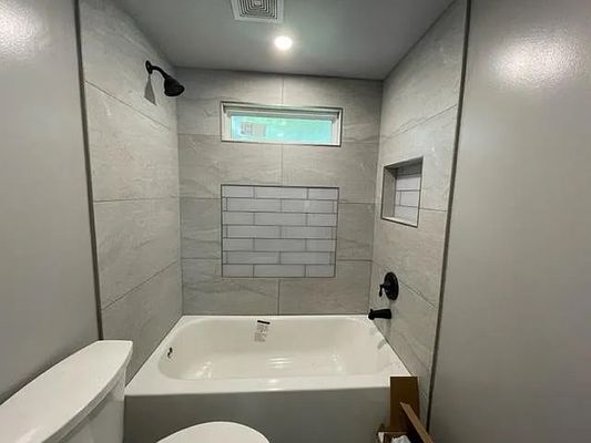 Benton St Nw listing photo