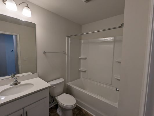 Guildford Hill Ln, Charlotte, NC listing photo